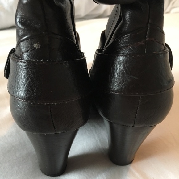 Brown Leather Scrunch Heeled Boots w/ Sweater Cuff - Picture 5 of 6